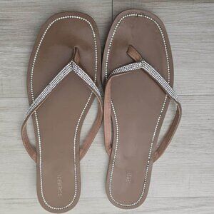 Forever 21 Flip Flops Size 10